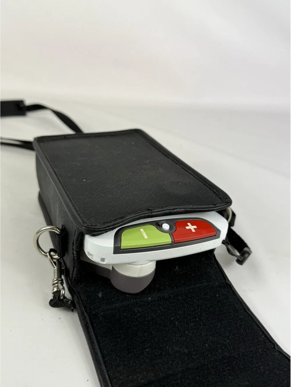 Candy 5 Hd 5 Inch Color Portable Video Magnifier with Carrying Case NO ADAPTER